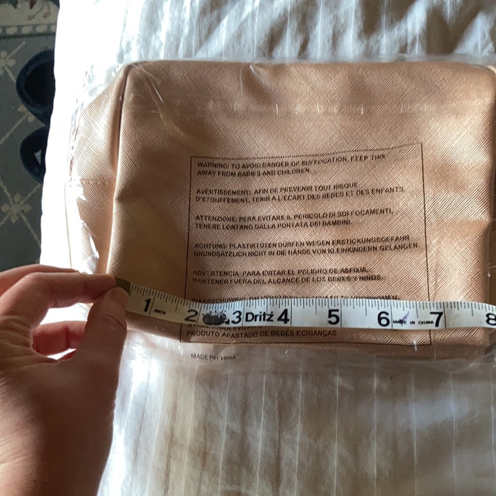 Nip Rodan And Fields Peach Make Up Bag - image 4